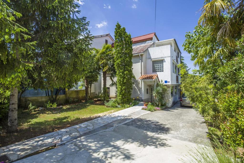 Apartman Laurus Malinska Extérieur photo