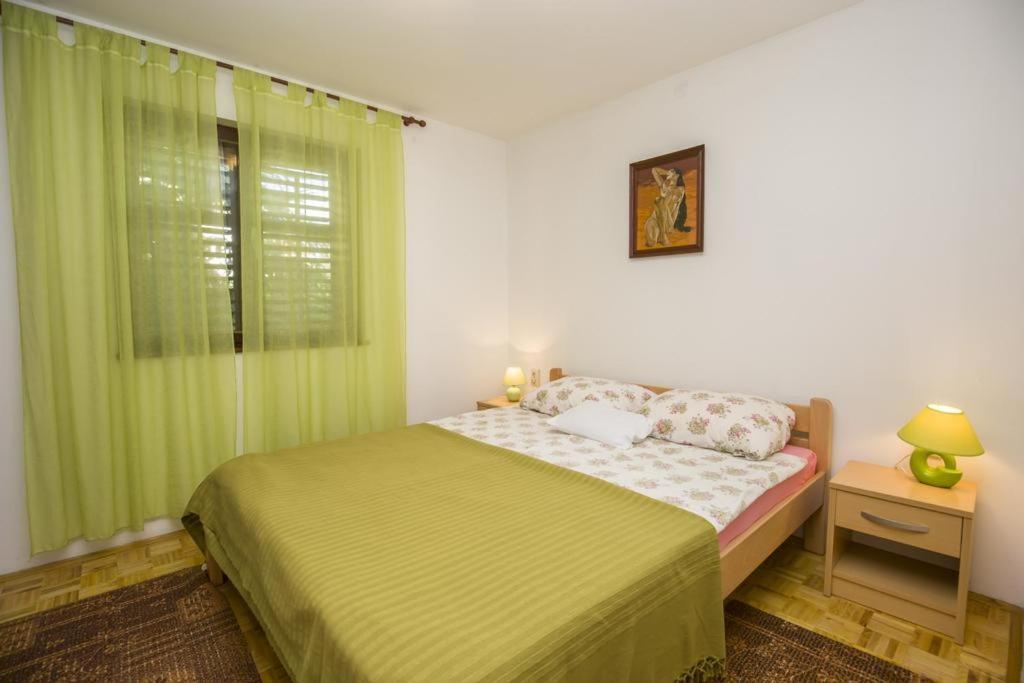 Apartman Laurus Malinska Extérieur photo