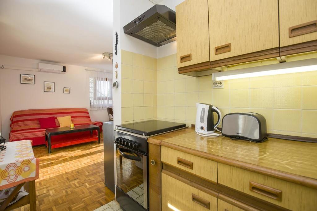 Apartman Laurus Malinska Extérieur photo