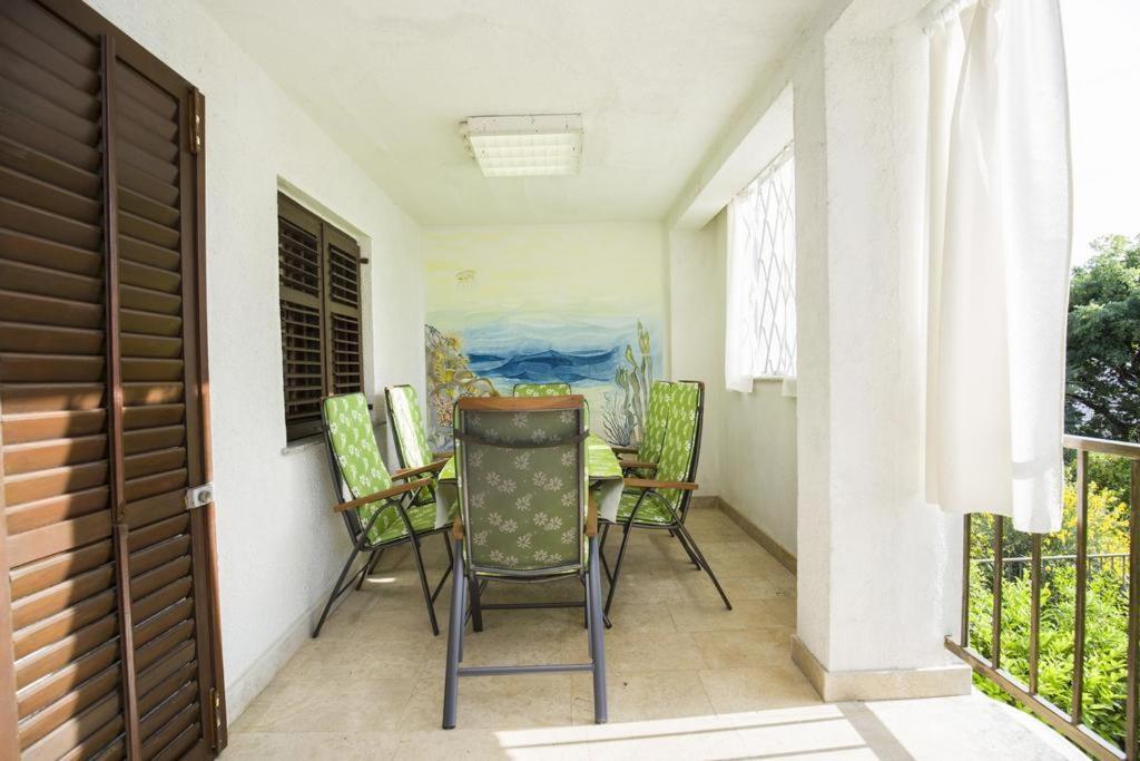 Apartman Laurus Malinska Extérieur photo